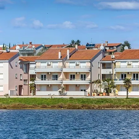 In Und Meerblick Apartment Medulin